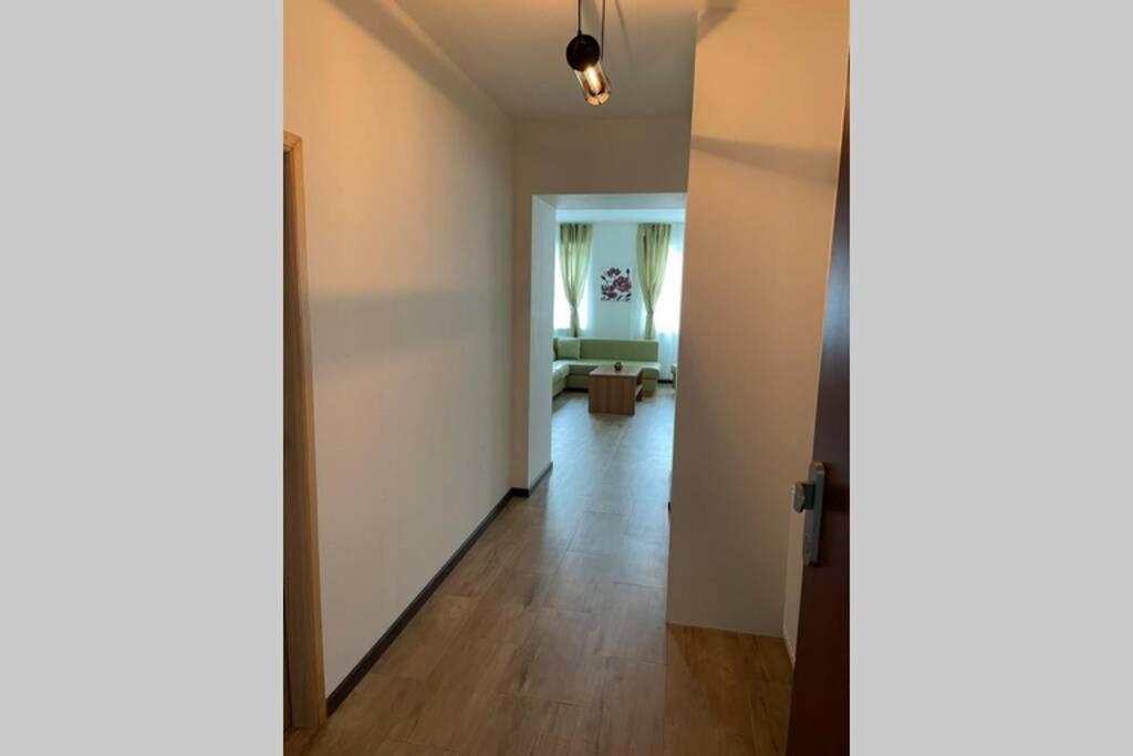 Apartment Newly Renovated 2 Downtown Nitra