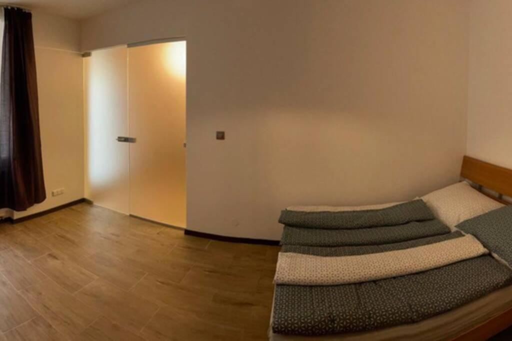 Newly Renovated 2 Downtown * Nitra